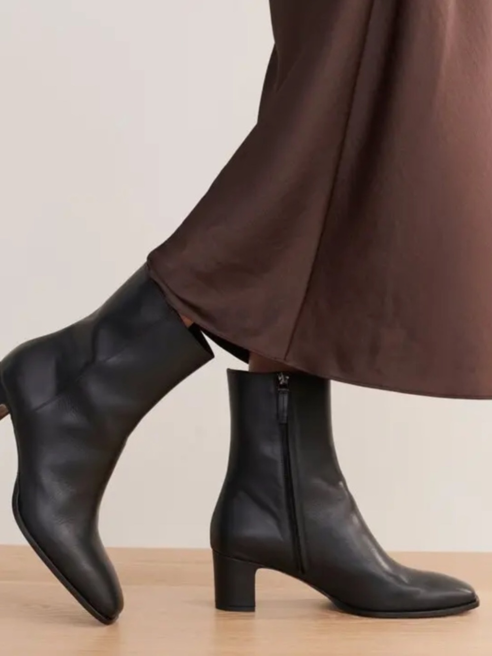 NWOT Jenni Kayne Leather Bobby Boots in Black Size 6